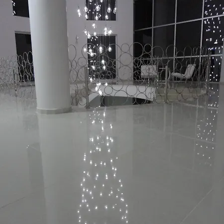 Yalcin Kusadası
