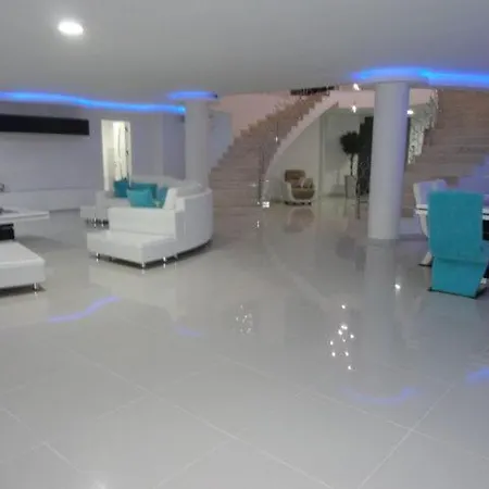 Yalcin * Kusadasi
