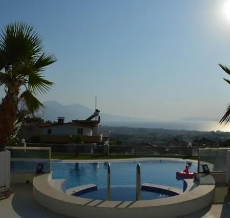 Yalcin * Kusadası