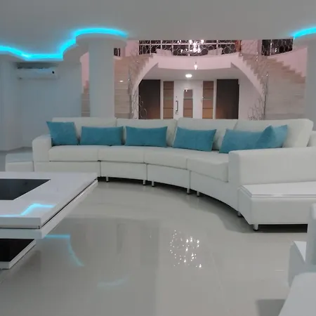 Yalcin Villa Kusadasi
